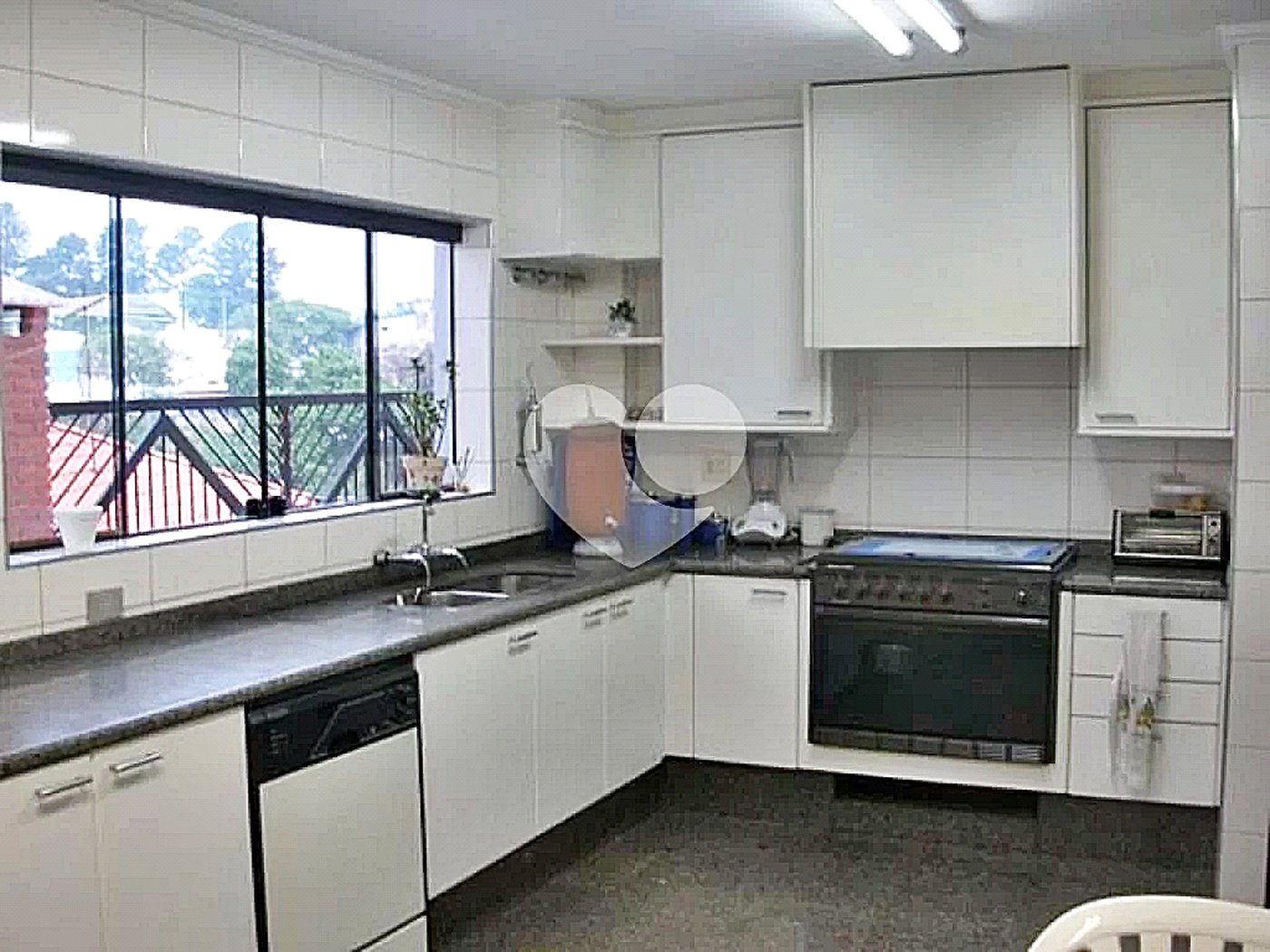 Sobrado à venda com 3 suítes em Tremembé, São Paulo, SP