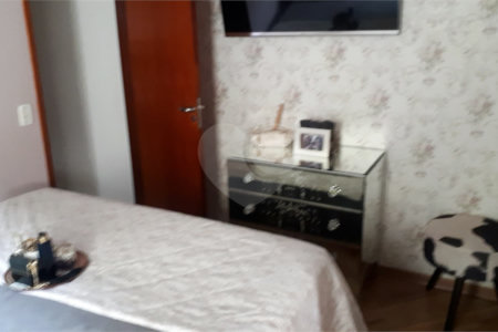 Casa à venda com 3 quartos, sendo 2 suítes,  em Vila Rosália, Guarulhos, SP