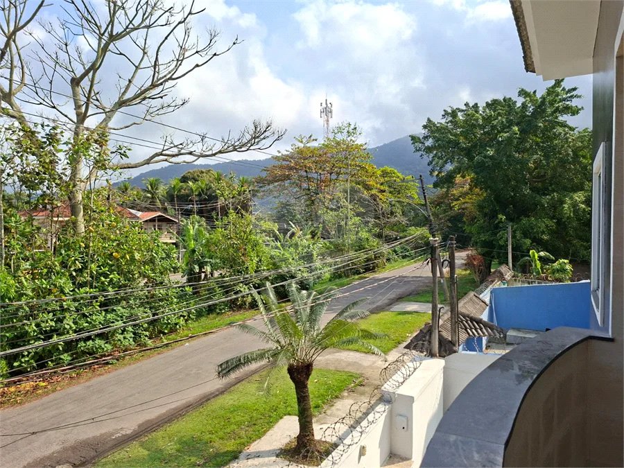Casa à venda com 3 quartos, sendo 1 suíte, em Vargem Pequena, Rio de Janeiro, RJ