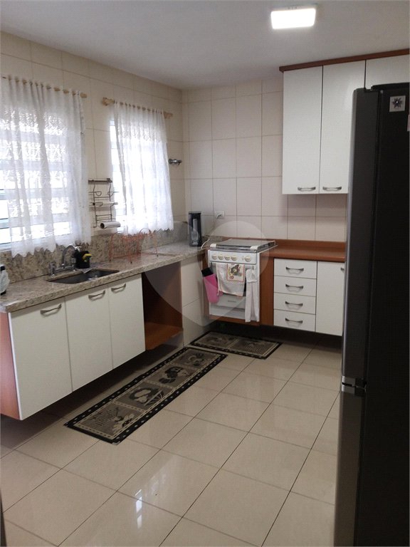 Sobrado à venda com 3 quartos, sendo 1 suíte, em Vila Paulista, São Paulo, SP