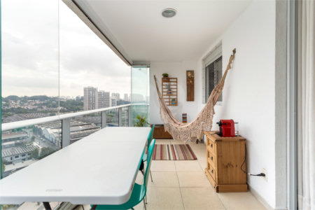 Apartamento à venda com 3 quartos, sendo 1 suíte, em Vila Anastácio, São Paulo, SP
