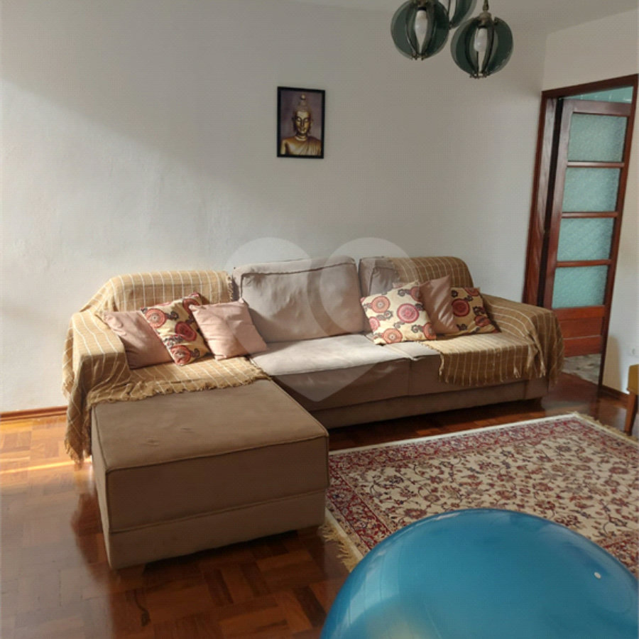 Casa à venda com 3 quartos em Anhangabaú, Jundiaí, SP
