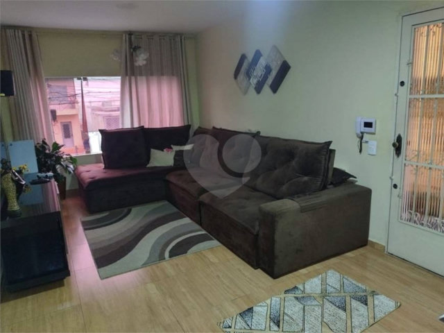 Sobrado à venda com 3 quartos, sendo 1 suíte,  em Butantã, São Paulo, SP