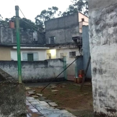 Casa à venda com 3 quartos em Jardim Indaiá, Poá, SP