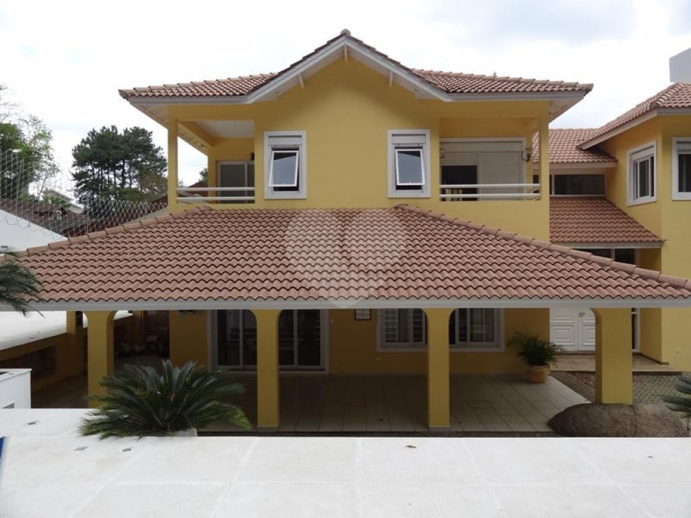 Casa à venda com 4 suítes no condomínio Jardim Ibiratiba, São Paulo - SP