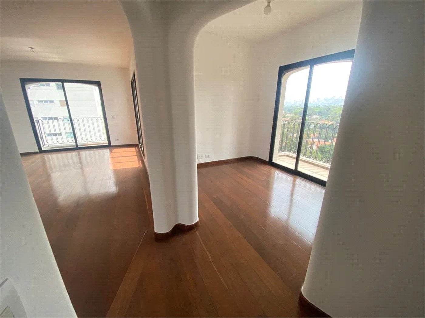 Apartamento para alugar com 3 suítes em Pinheiros, São Paulo, SP