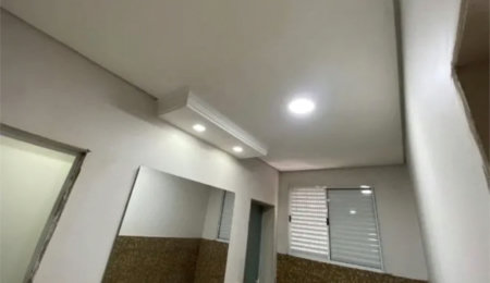 Sobrado à venda com 5 quartos em Santa Maria, Osasco, SP
