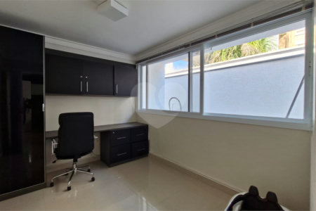 Casa à venda ou para alugar com 5 quartos, sendo 4 suítes, no condomínio Shamballa II, Atibaia - SP