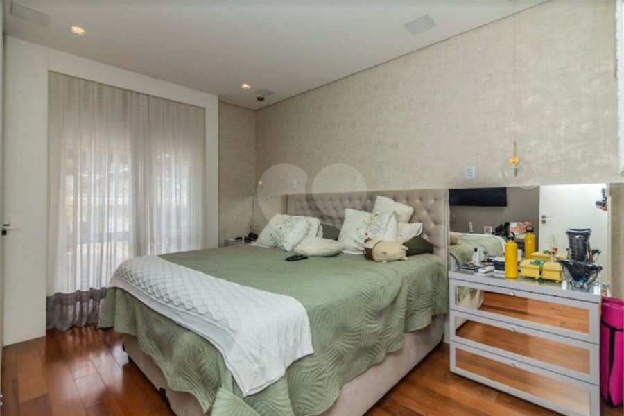 Casa à venda com 4 suítes em Horto, São Paulo, SP