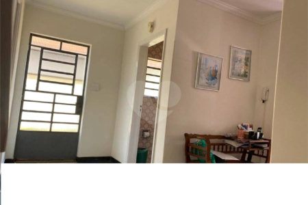 Sobrado à venda com 4 quartos, sendo 1 suíte, em Parque Jabaquara, São Paulo, SP