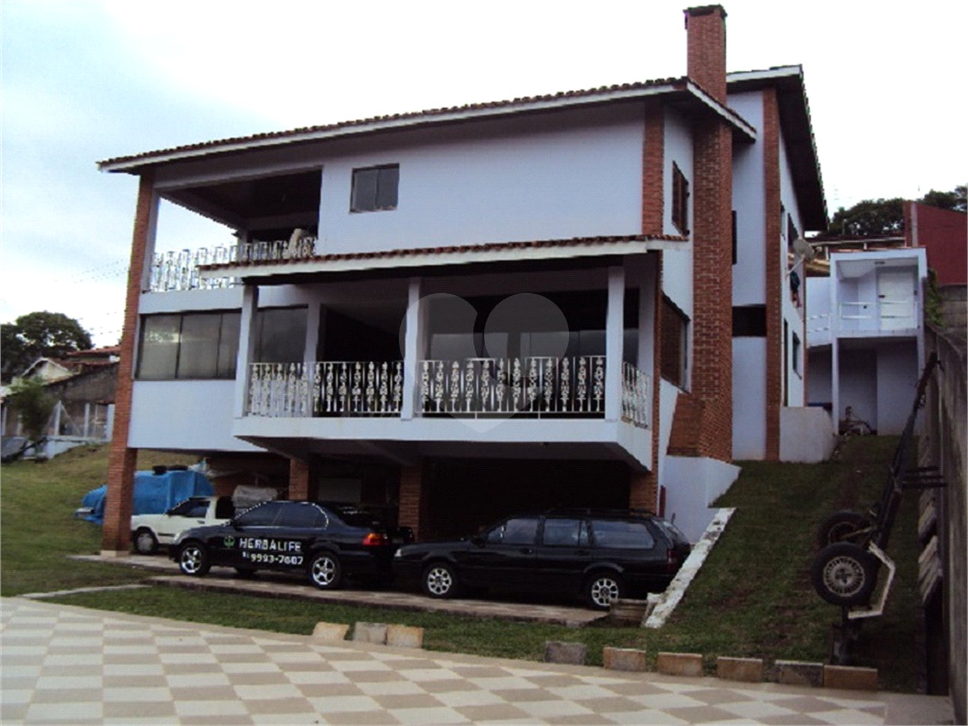 Sobrado à venda com 4 quartos, sendo 2 suítes,  em Recreio Maristela, Atibaia, SP