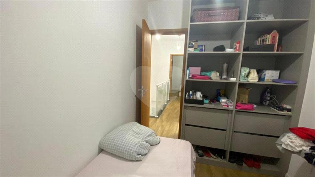 Casa à venda com 3 quartos, sendo 1 suíte, no condomínio Garden Village, São Paulo - SP