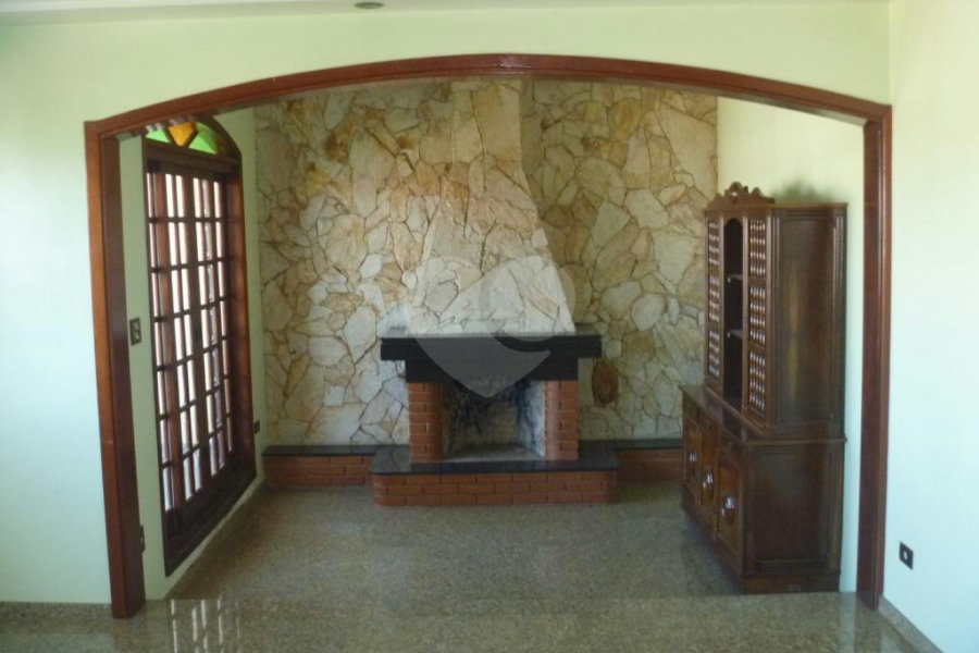 Sobrado à venda com 3 quartos, sendo 1 suíte, no Brasilândia, São Paulo, SP