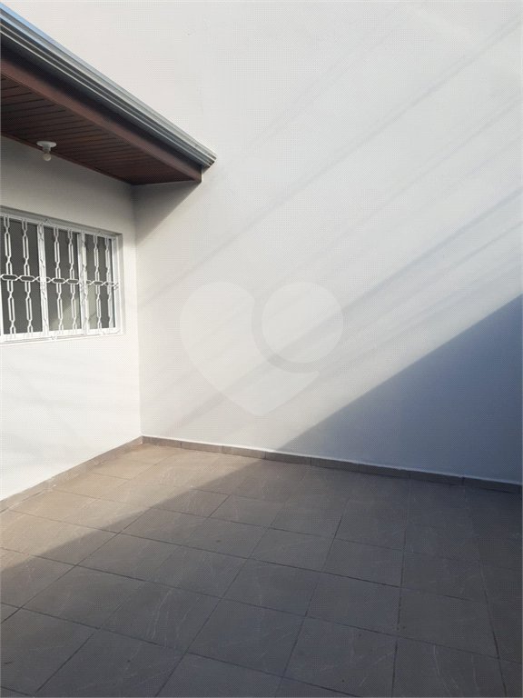Casa à venda com 4 quartos em Lopes de Oliveira, Sorocaba, SP