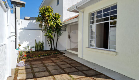 Casa Térrea à venda com 2 quartos em Campo Belo, São Paulo, SP