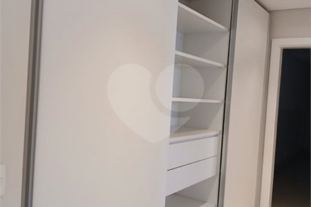 Apartamento à venda com 4 suítes em Anhangabaú, Jundiaí, SP