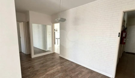 Apartamento à venda com 2 quartos em Jardim Aeroporto, São Paulo, SP