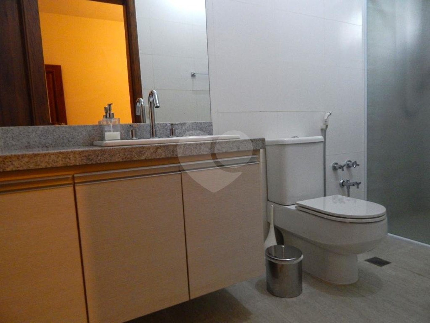 Casa Térrea à venda com 3 suítes em Jardim Prudência, São Paulo, SP