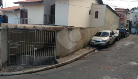Sobrado à venda com 3 quartos, sendo 1 suíte,  em Tremembé, São Paulo, SP