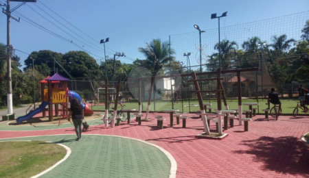 Terreno à venda em Canto do Rio, Seropédica, RJ