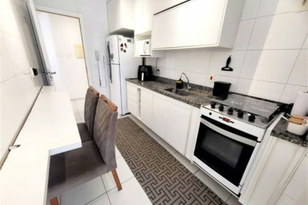 Apartamento Residencial à venda, Gonzaga, Santos - AP1004.