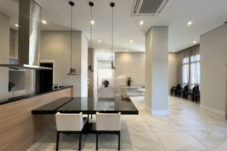 Apartamento à venda com 2 suítes em Vila Romana, São Paulo, SP