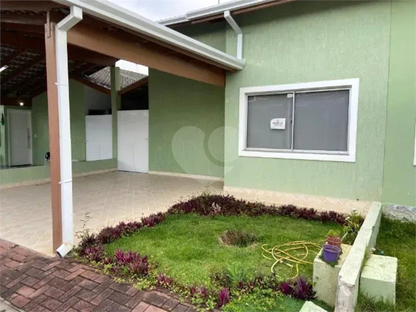 Casa à venda com 3 quartos no condomínio Esplanada, Jacareí - SP