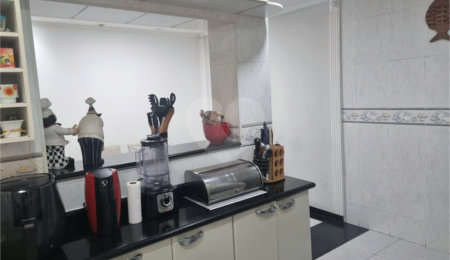 Sobrado à venda com 3 quartos, sendo 1 suíte,  em Vila Dom Pedro II, São Paulo, SP