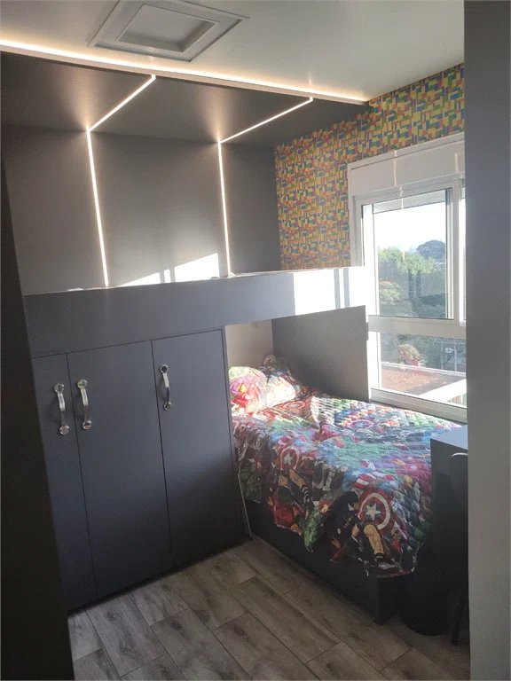 Apartamento à venda com 4 quartos, sendo 2 suítes,  em Pinheiros, São Paulo, SP