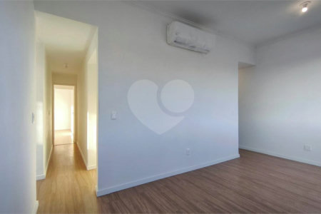 Apartamento à venda com 3 quartos, sendo 1 suíte, em Tijuca, Rio de Janeiro, RJ