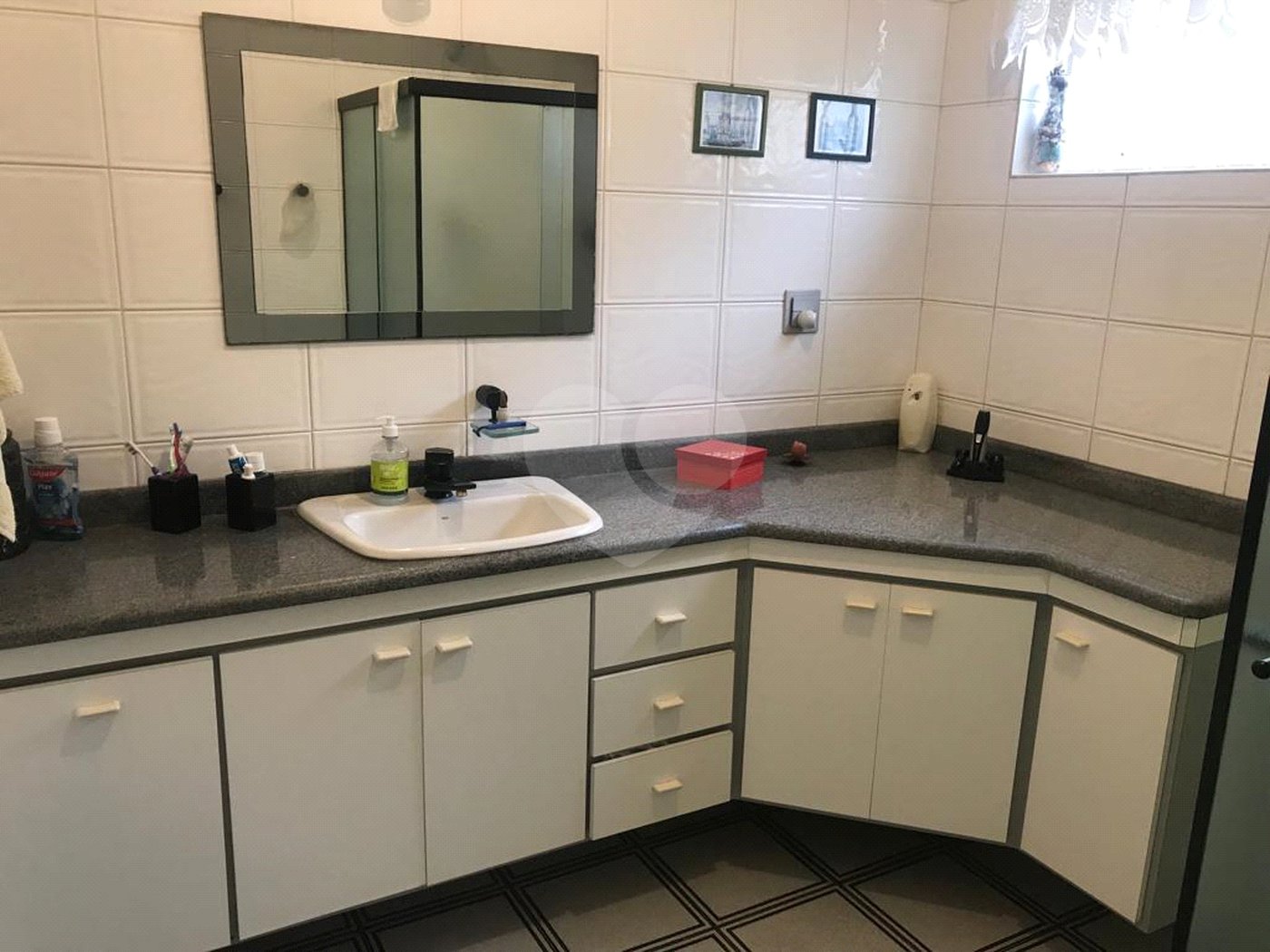 Casa Térrea à venda com 3 quartos, sendo 2 suítes, em Horto Florestal, São Paulo, SP