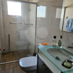 Casa à venda com 3 quartos, sendo 1 suíte, no condomínio Jconde de Irajá, São Paulo - SP