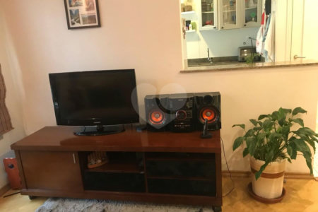 Apartamento de 2 quartos à venda na Aclimação