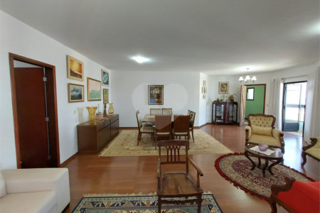 Apartamento com 3 suítes no centro de São Carlos