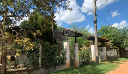 Chácara à venda com 3 quartos em Jardim Estância Brasil, Atibaia, SP