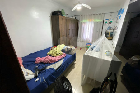 Casa à venda com 3 quartos, sendo 1 suíte, em Vila Júlia, Poá, SP
