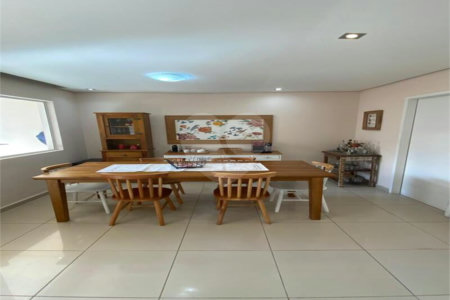Casa à venda com 3 quartos, sendo 1 suíte, no condomínio Residencial Green Village, Indaiatuba - SP