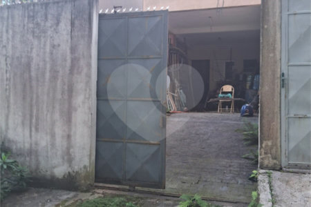 Sobrado à venda com 3 quartos, sendo 2 suítes,  em Paraíso do Morumbi, São Paulo, SP