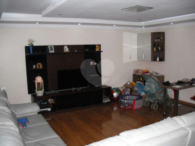 Sobrado à venda com 3 quartos, sendo 1 suíte,  em Jaçanã, São Paulo, SP