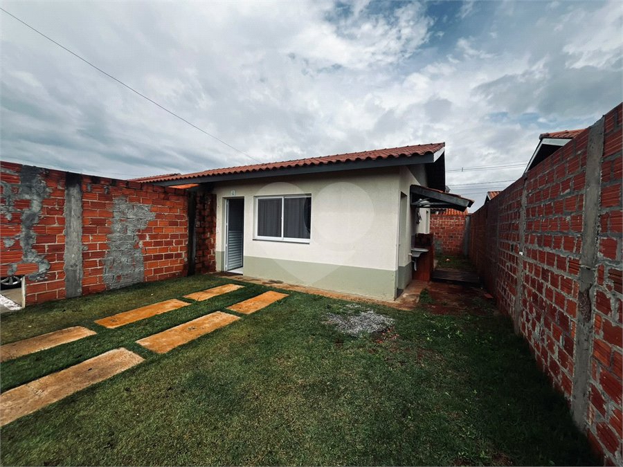 Casa à venda com 2 quartos em Jardim Nova Era, Itapetininga, SP