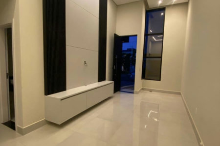 Casa à venda com 3 quartos, sendo 1 suíte, no condomínio Terras da Estancia, Paulínia- SP