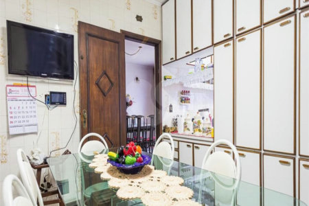 Casa à venda com 4 quartos, sendo 3 suítes,  em Osvaldo Cruz, São Caetano do Sul, SP