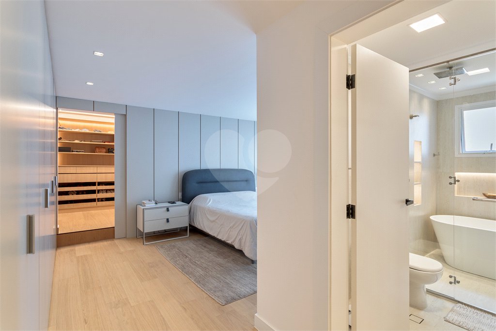 Apartamento à venda com 4 suítes em Panamby, São Paulo, SP