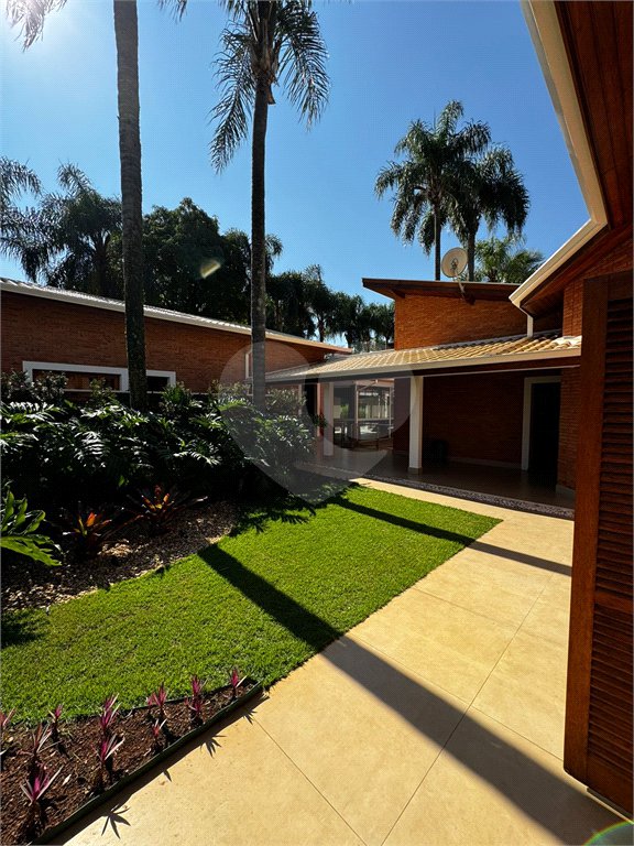 Casa à venda ou para alugar com 4 suítes no condomínio Lago Azul Residencial e Golfe, Araçoiaba da Serra - SP