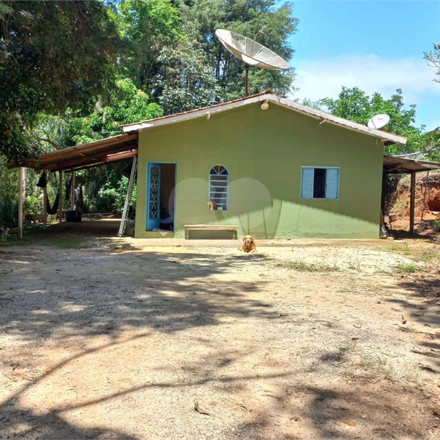 Sítio à venda com 1 quarto em Recanto Amapola, Bragança Paulista, SP