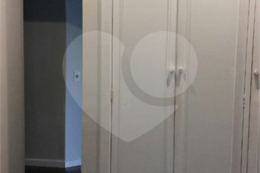 Apartamento à venda com 3 quartos, sendo 1 suíte, em Pitangueiras, Guarujá, SP