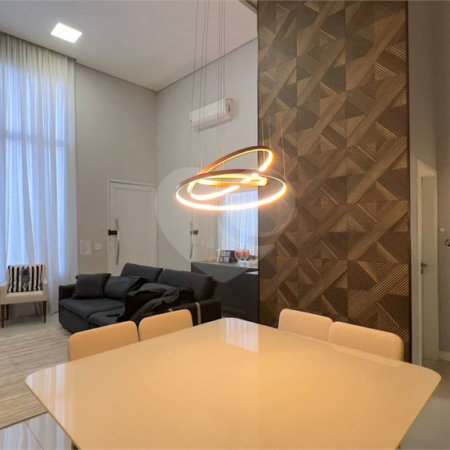 Casa à venda com 3 quartos, sendo 1 suíte, no condomínio Jardim de Monaco, Hortolândia - SP