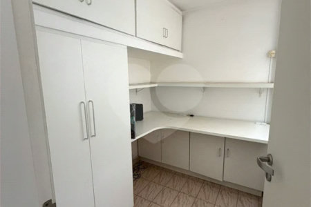 Triplex à venda ou para alugar com 3 suítes em Vila Suzana, São Paulo, SP