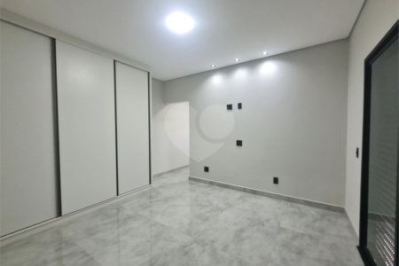 Casa à venda com 3 quartos, sendo 1 suíte,  no condomínio Reserva Ipanema I, Sorocaba - SP