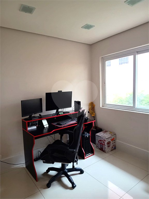 Casa Térrea à venda com 4 quartos, sendo 3 suítes, em Jardim Morumbi, São Paulo, SP